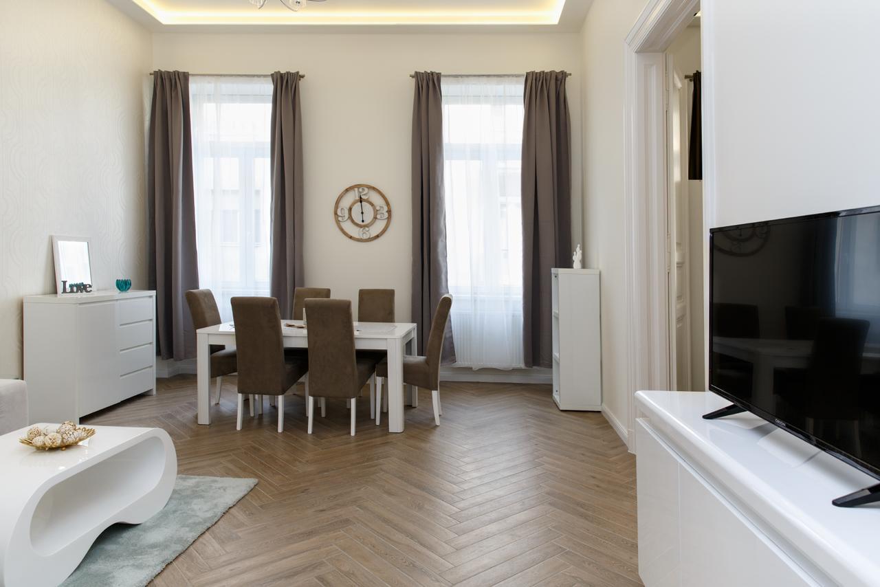 Jenny Luxury Two Bedrooms Apartment. Budapest Ngoại thất bức ảnh